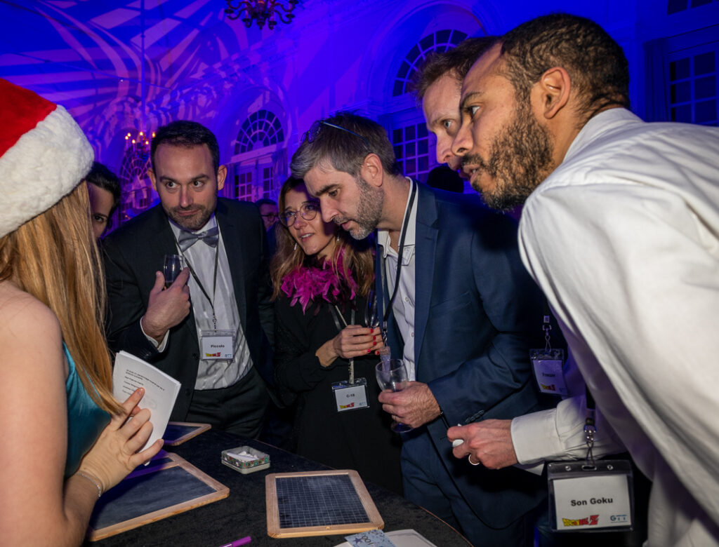 Exemple d'animation originale et interactive lors d'un cocktail dînatoire sur mesure.